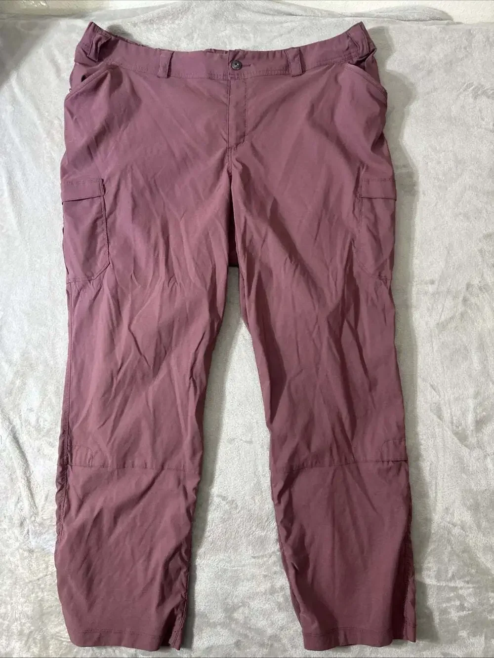 Duluth Trading Womens 22W x 31 Mauve Nylon Stretch Cargo Hiking Pants